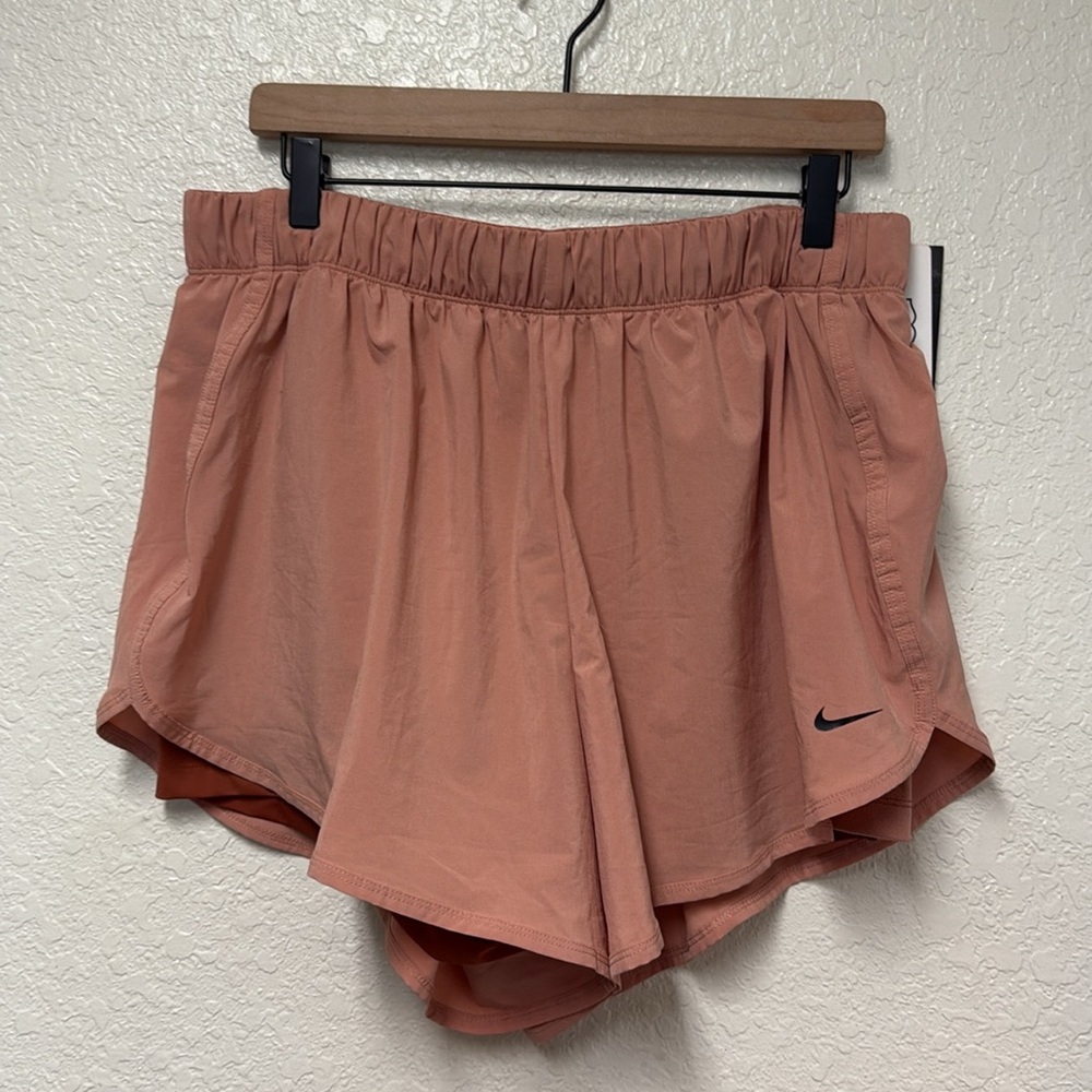 NWT NIKE Flex Coral Active Shorts Size 1X